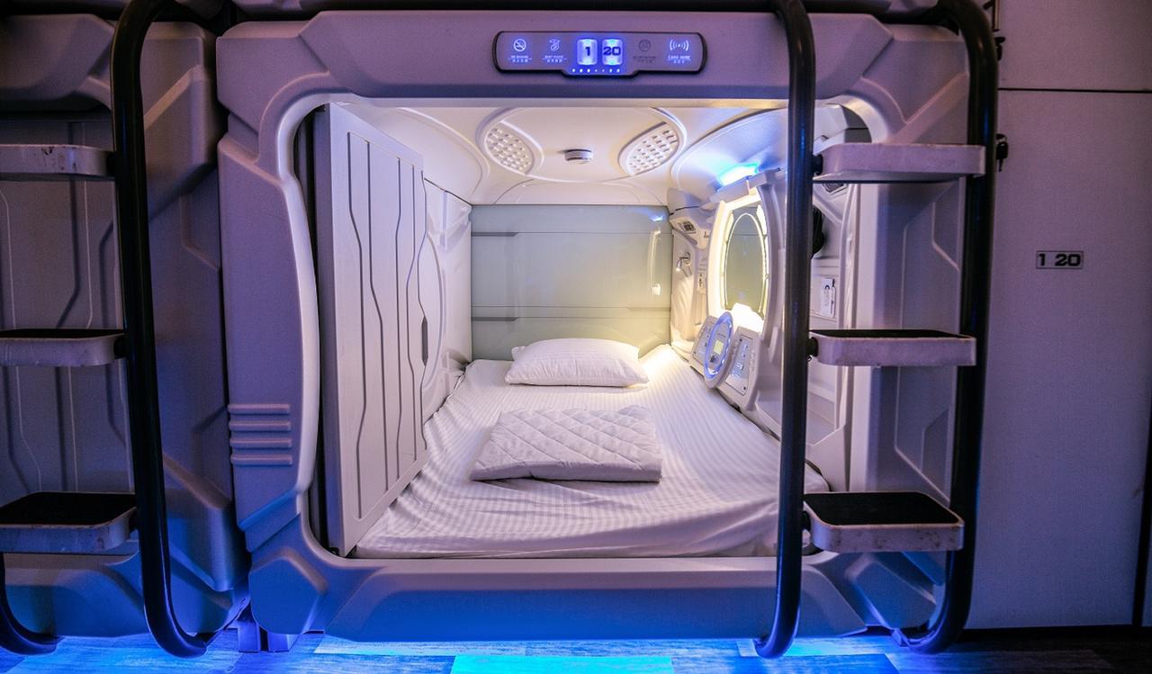 The Capsule Hotel Коломбо Екстериор снимка